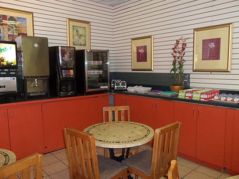 Claremont Kissimmee Hotel Celebration Restoran fotoğraf